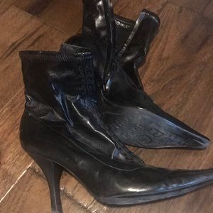 Zip up leather boots